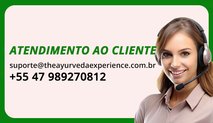 Customer service banner with a smiling woman wearing a headset, showing email and phone contact details in Portuguese.