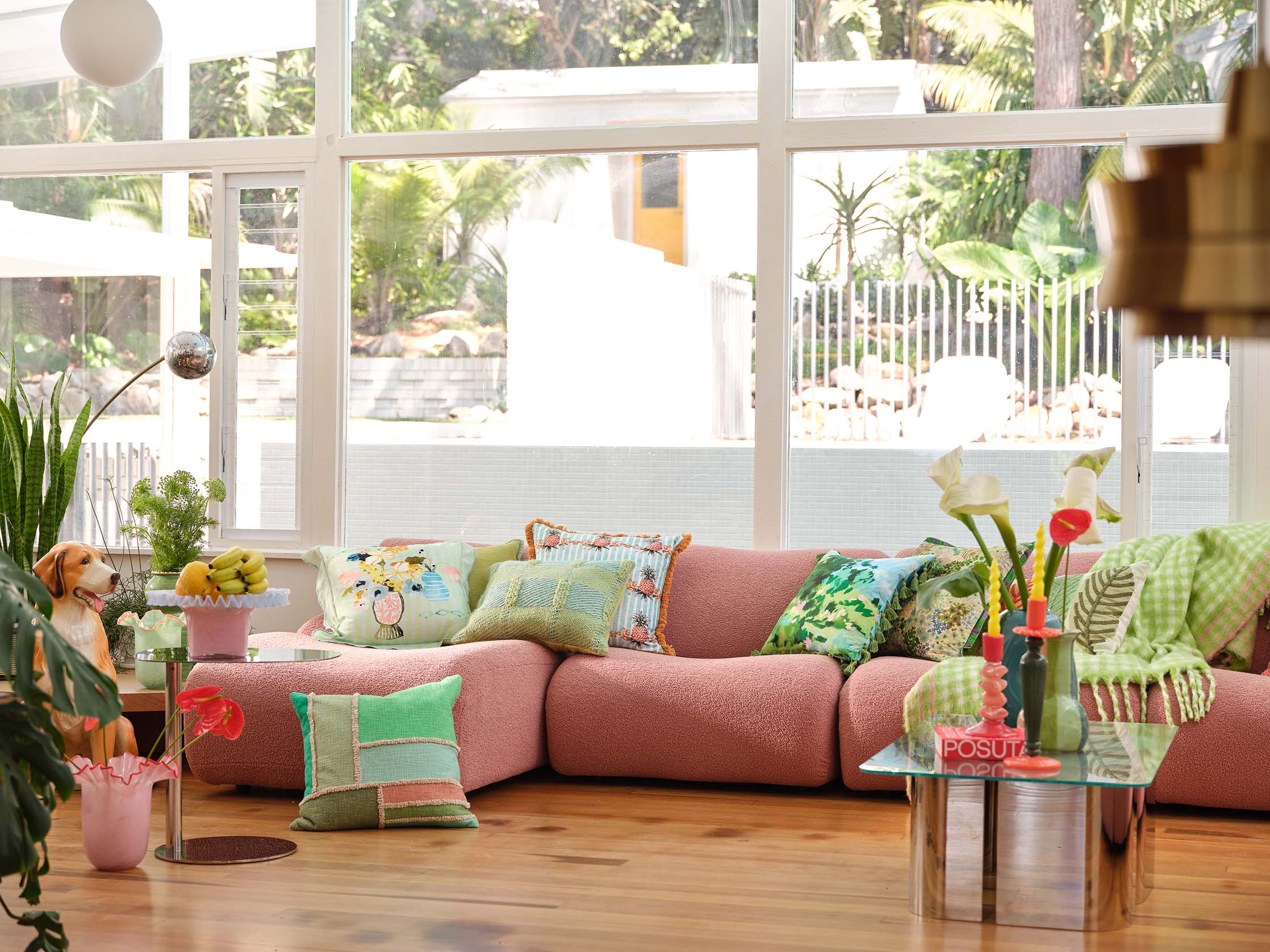 returns page background