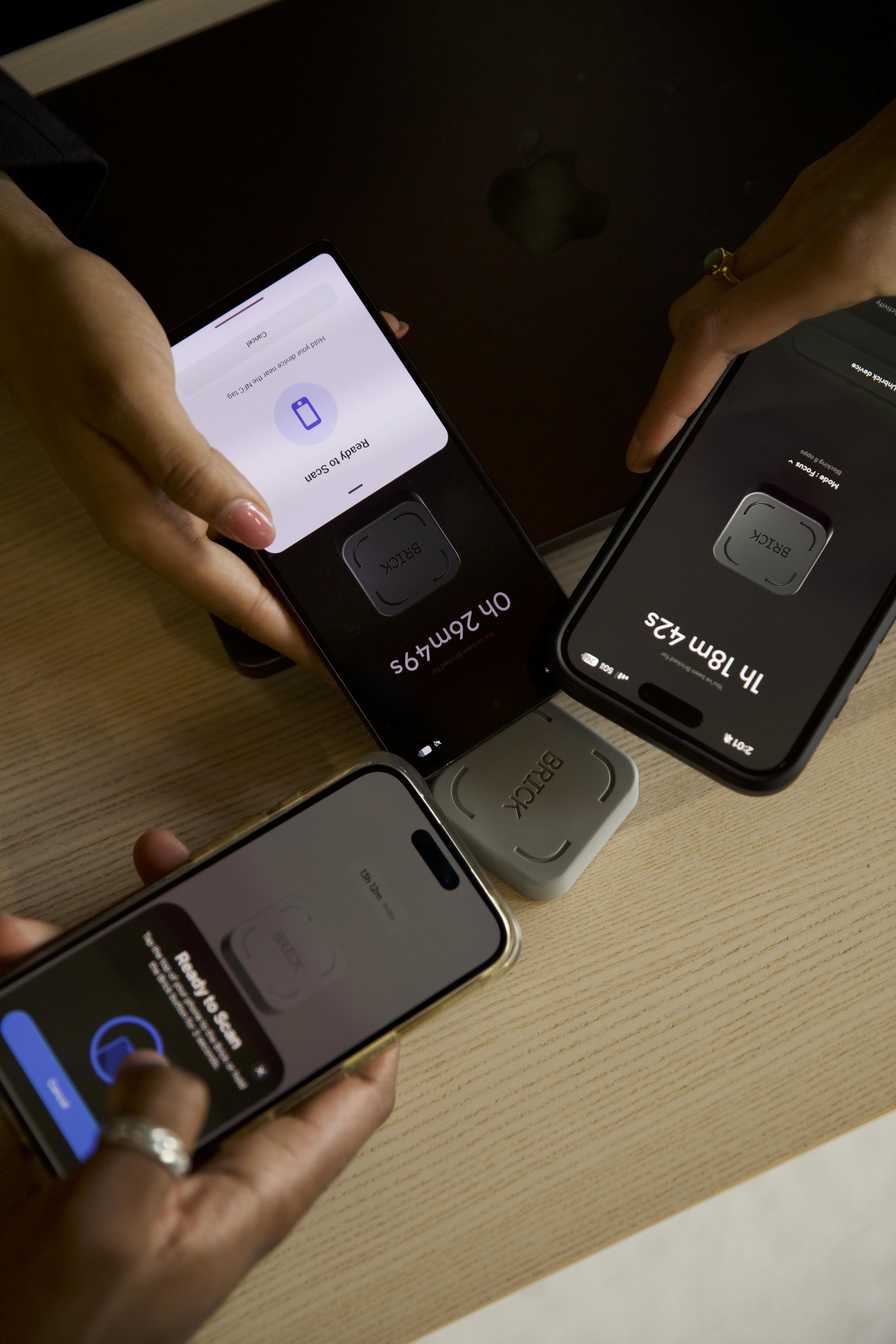 returns page background