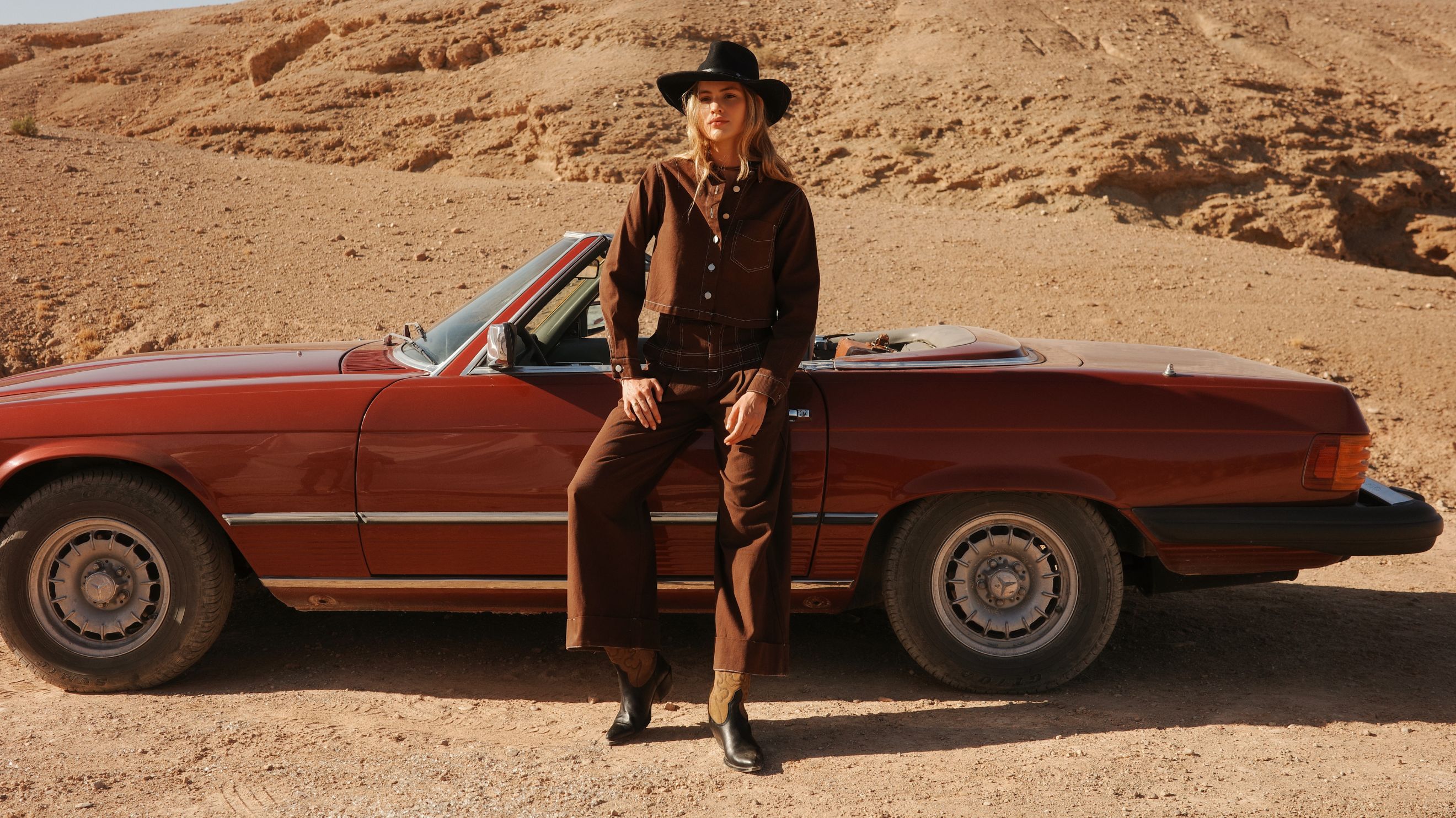 returns page background