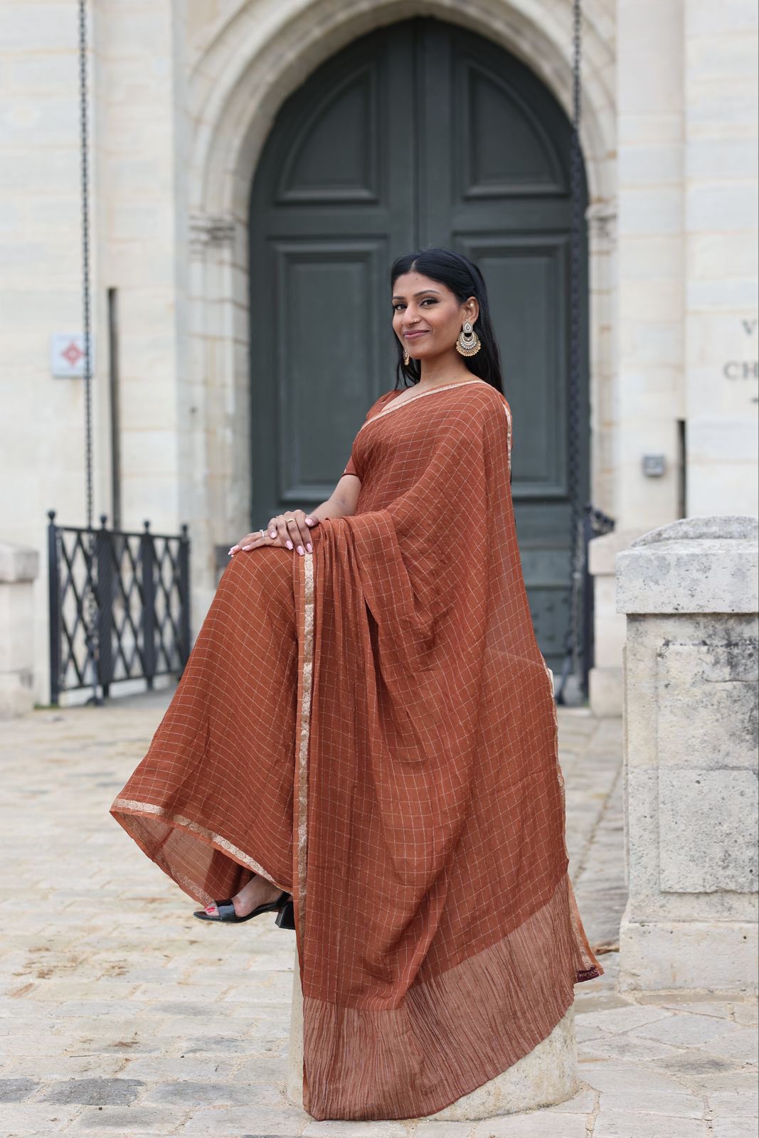 Madras kapi- Premium crushed chinnon saree